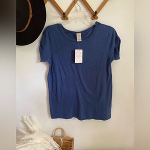 Free People tee “ We the Free” NWT M